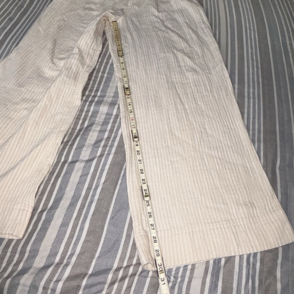 Aerie Women Cream Pin Strip Wide Leg Pleated Pockets Cotton Comfort Size Medium - Picture 11 of 12